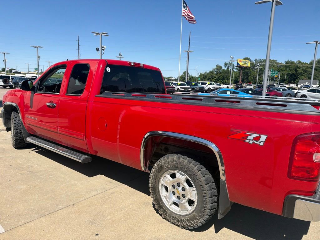 Used 2013 Chevrolet Silverado 1500 LT w/ All-Star Edition AWD/4WD image 9