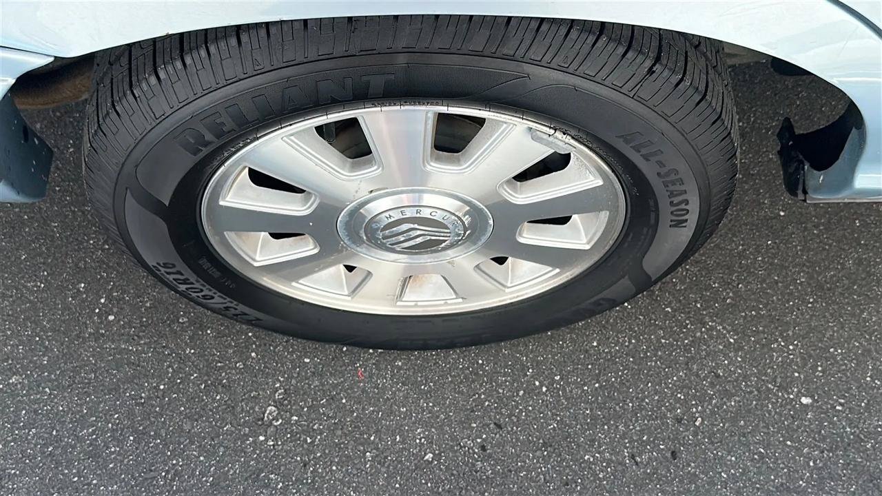 Used 2003 Mercury Grand Marquis LSE RWD image 15