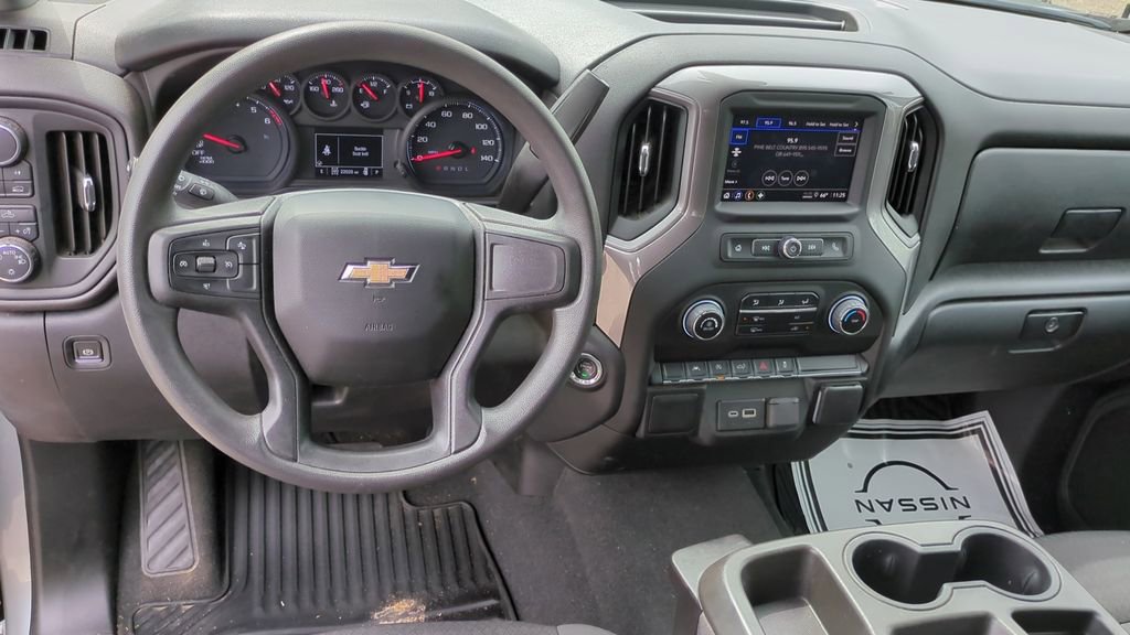 Used 2023 Chevrolet Silverado 1500 Custom image 16