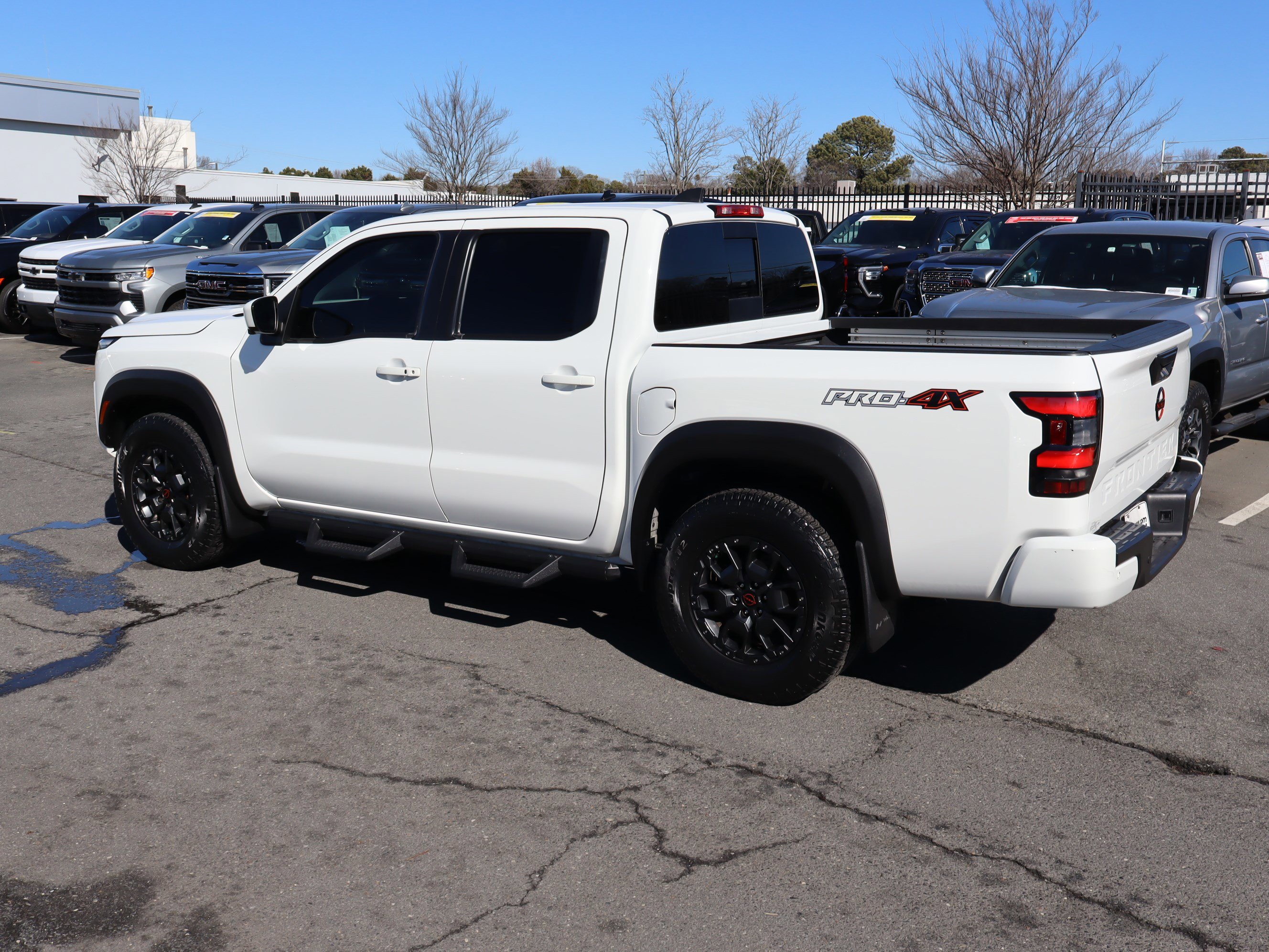 Used 2023 Nissan Frontier PRO-4X w/ Pro-4X Premium Package image 8