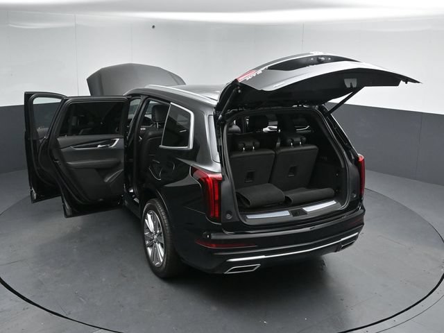 Used 2025 Cadillac XT6 Premium Luxury w/ Technology Package AWD/4WD image 59