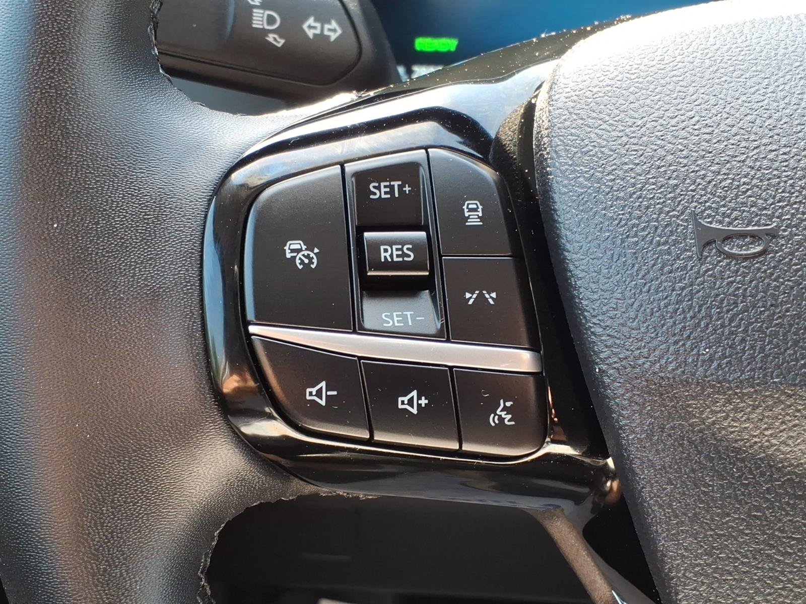 Certified 2023 Ford Escape Platinum AWD/4WD image 13