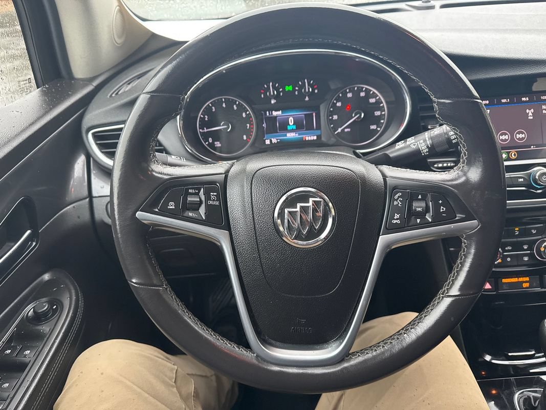 Used 2021 Buick Encore Preferred AWD/4WD image 24