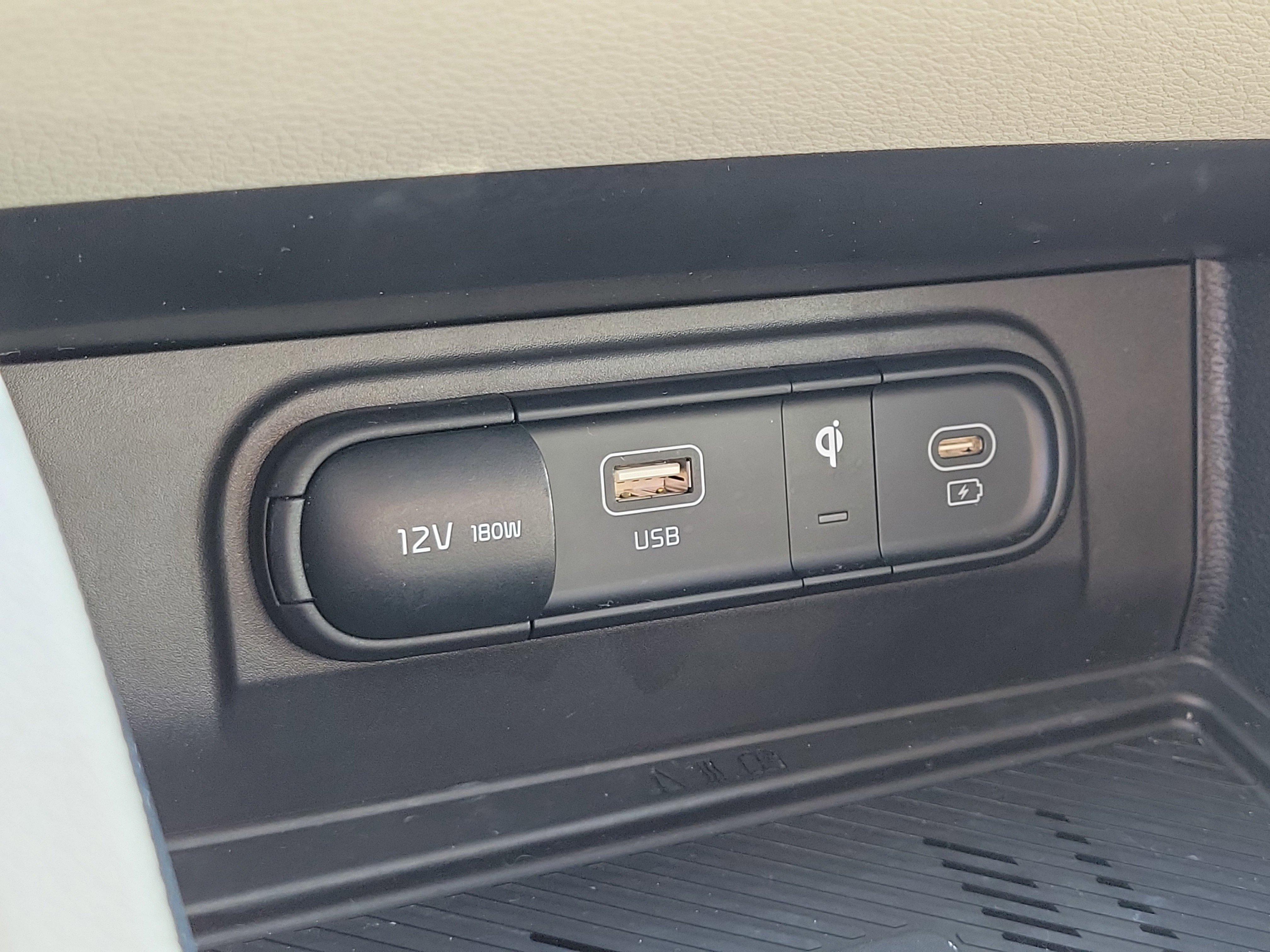 Used 2023 Kia Sportage EX image 31