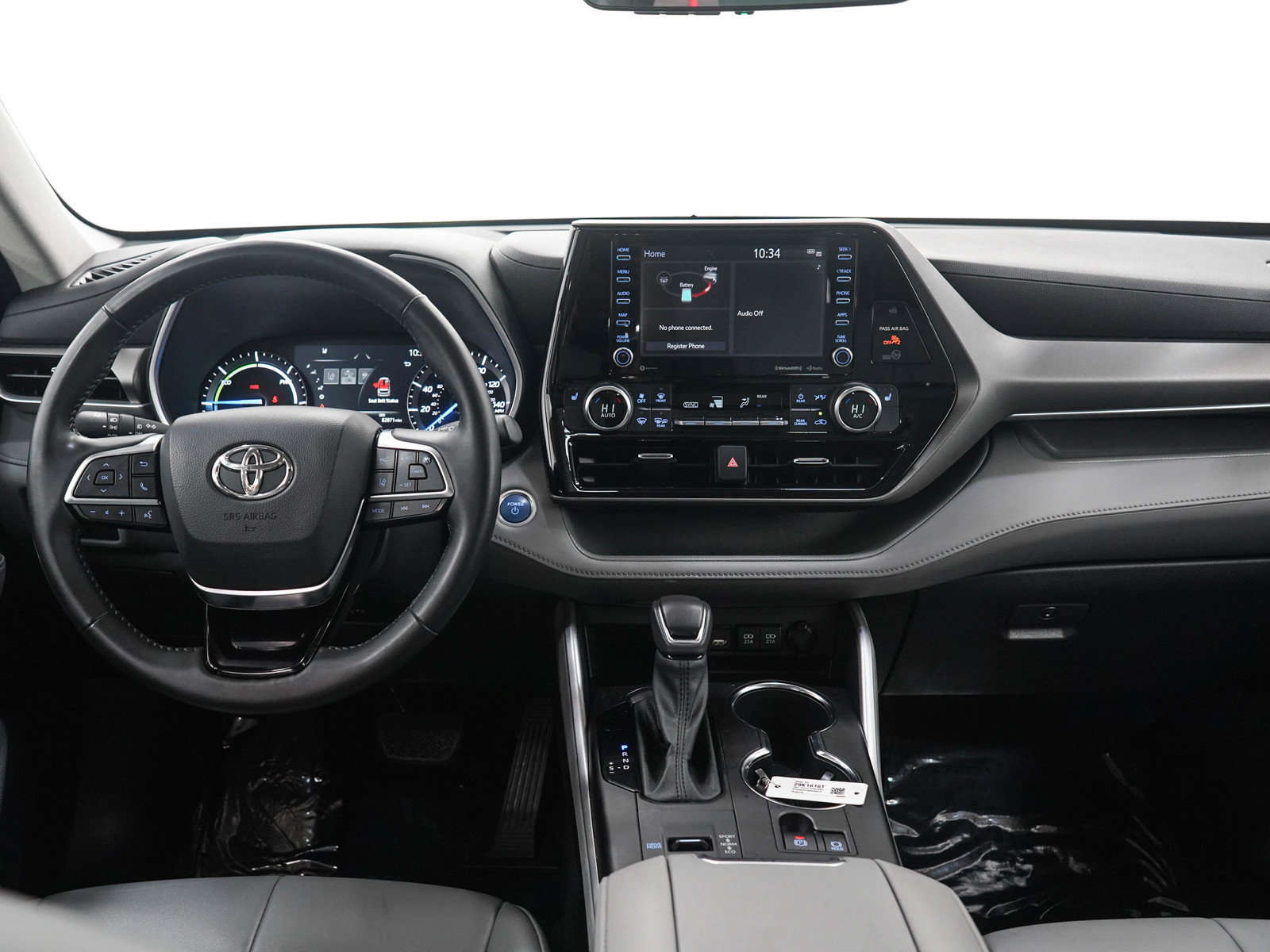 Used 2021 Toyota Highlander XLE AWD/4WD image 16