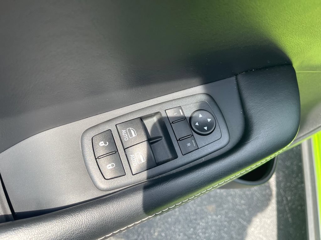 Used 2019 Dodge Challenger SRT Hellcat Redeye RWD image 11