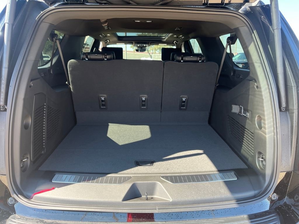 New 2026 GMC Yukon XL Denali w/ Denali Reserve Package image 23