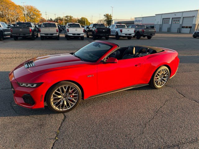 Used 2024 Ford Mustang GT Premium RWD image 21