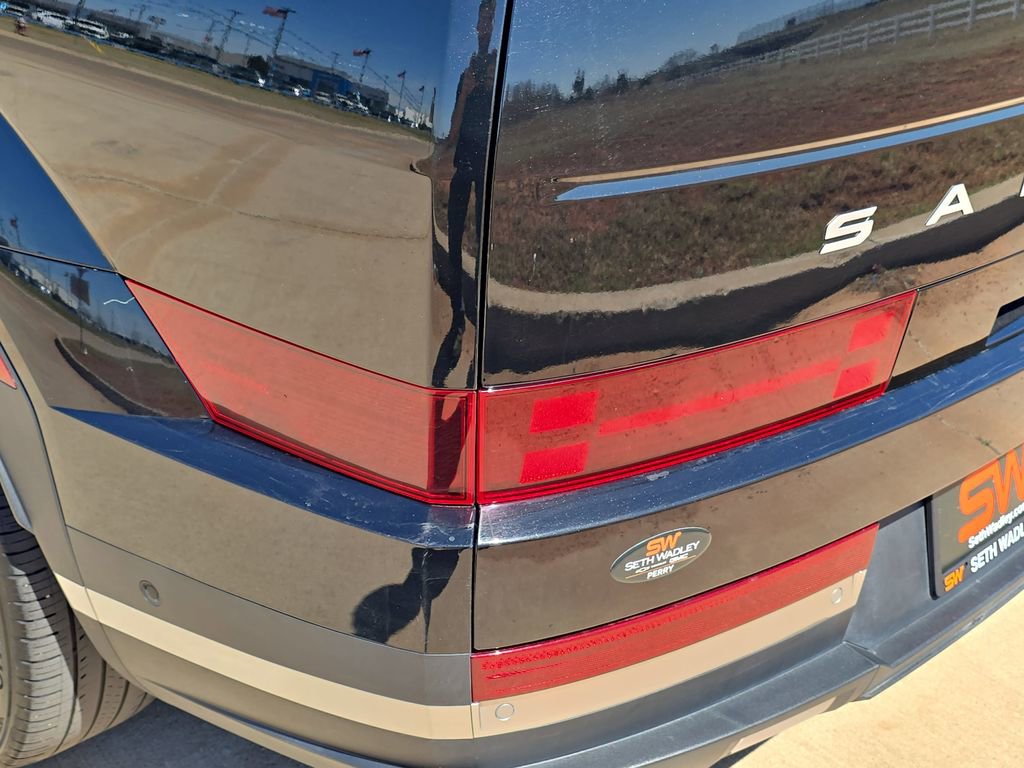Used 2025 Hyundai Santa Fe Limited image 35