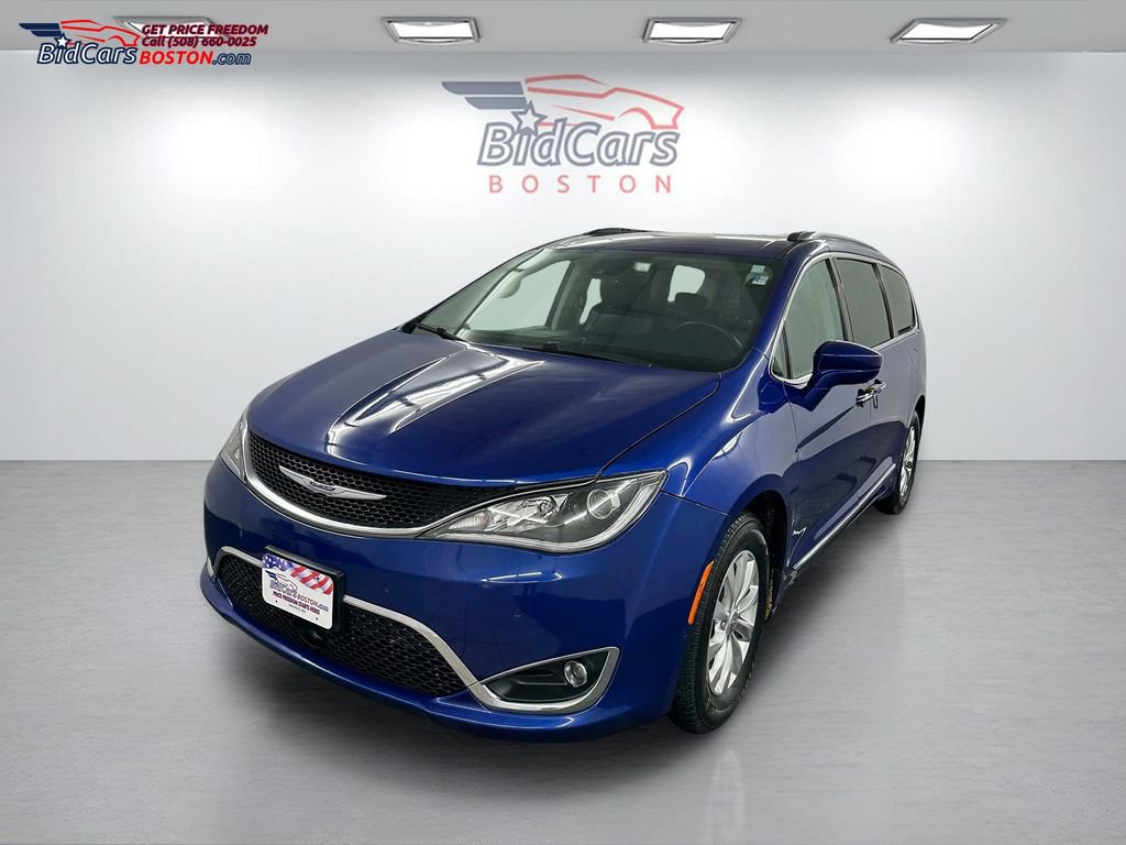 Used 2018 Chrysler Pacifica Touring-L Plus w/ Advanced Safetytec Group