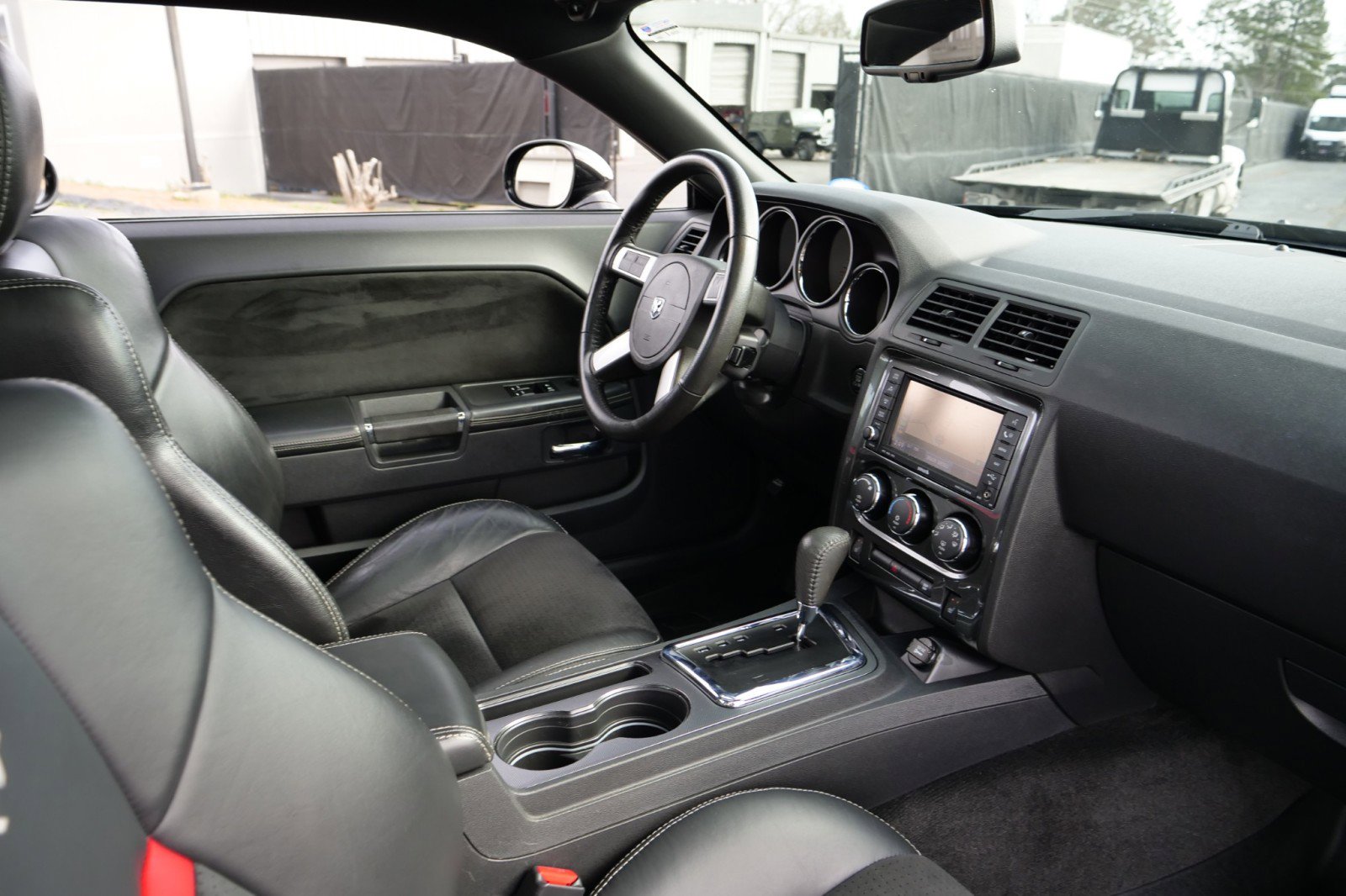 Used 2009 Dodge Challenger SRT8 w/ SRT Option Group II image 26