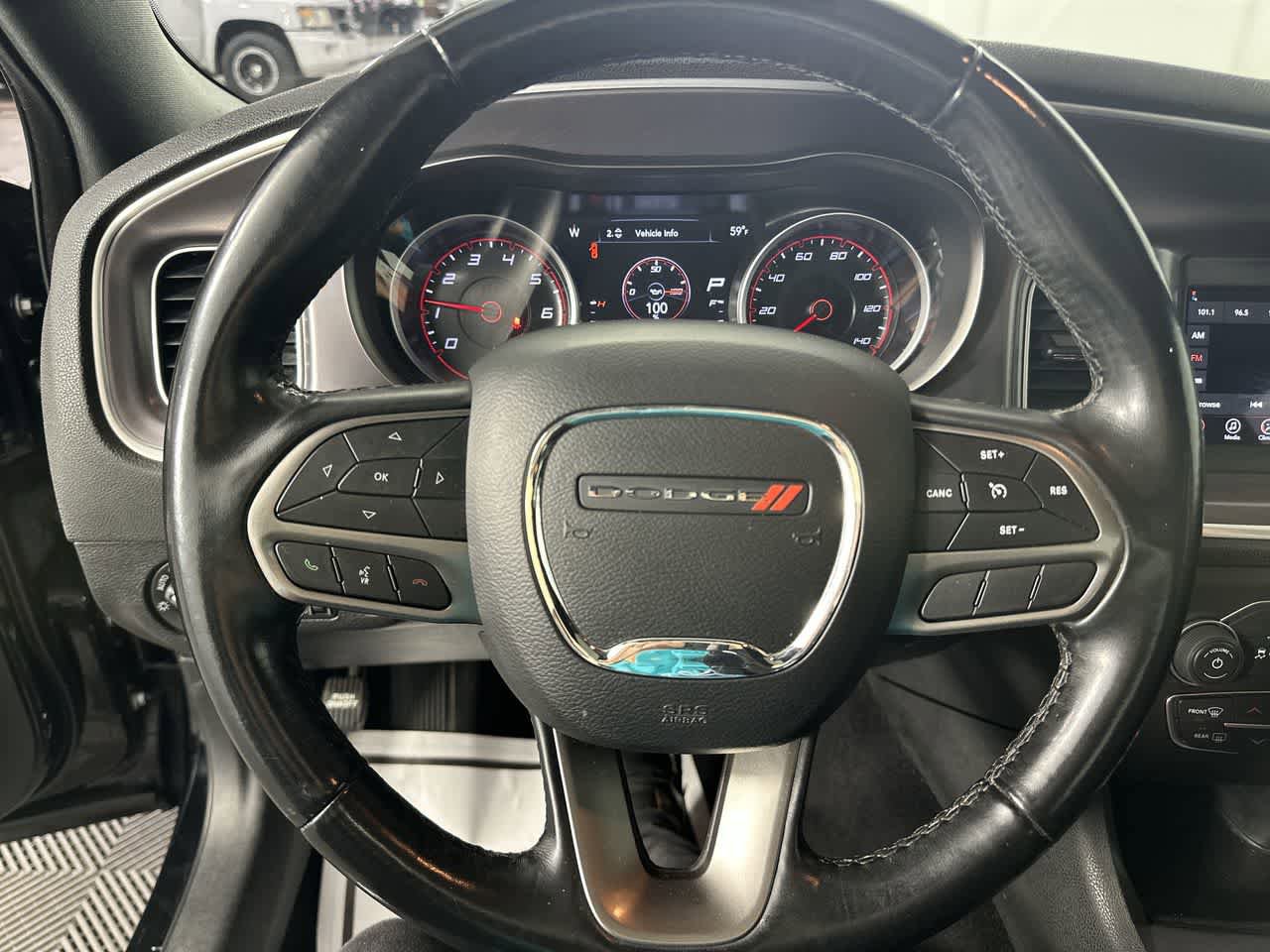 Used 2021 Dodge Charger SXT w/ Leather Interior Group RWD image 4