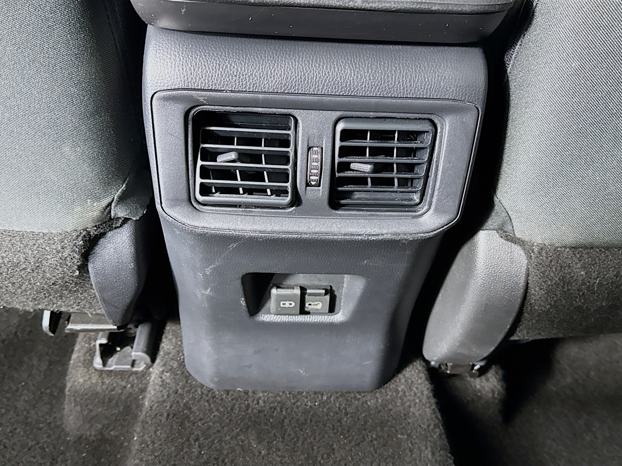 Certified 2025 Toyota RAV4 XLE AWD/4WD image 23