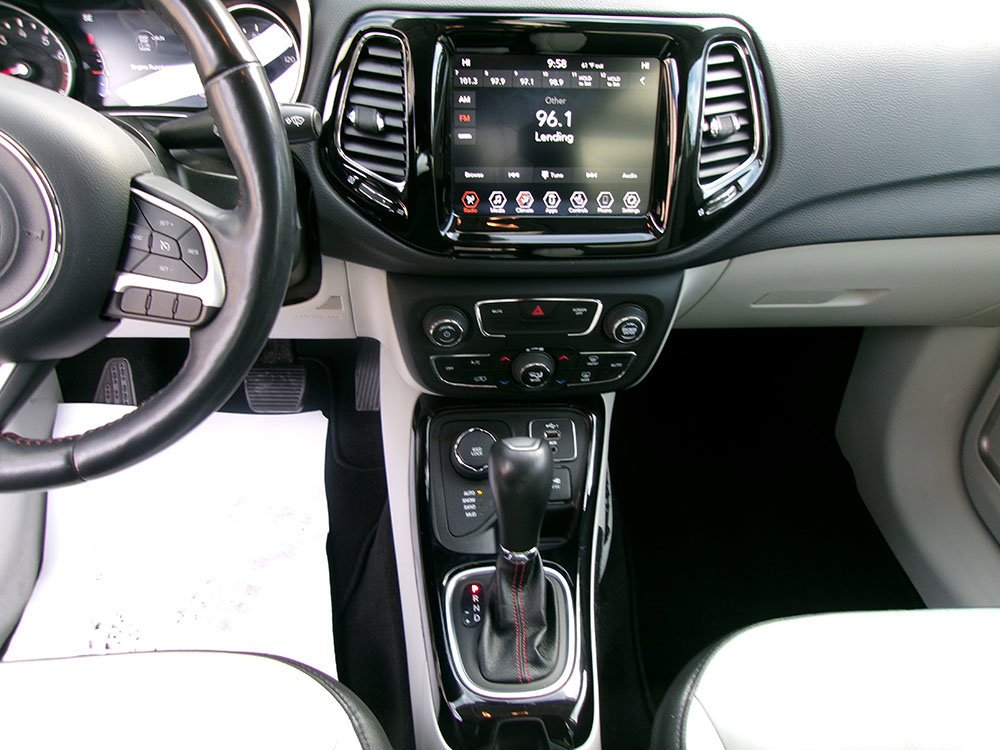 Used 2020 Jeep Compass Limited AWD/4WD image 15
