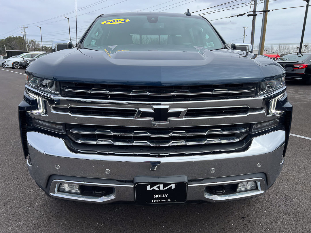 Used 2022 Chevrolet Silverado 1500 LTZ w/ LTZ Premium Package AWD/4WD image 13