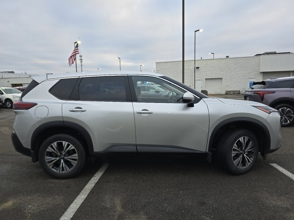 Certified 2023 Nissan Rogue SV image 23