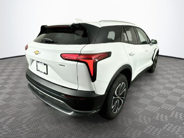 Used 2024 Chevrolet Blazer EV LT AWD/4WD image 12