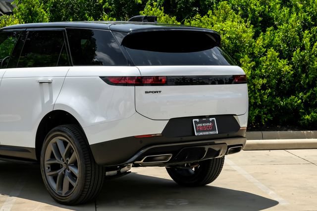 New 2026 Land Rover Range Rover Sport SE AWD/4WD image 14