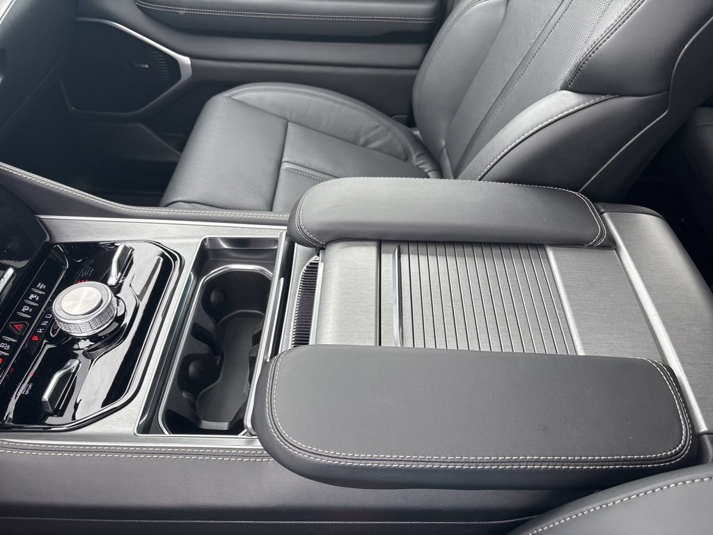 New 2026 Jeep Grand Wagoneer Limited AWD/4WD image 29