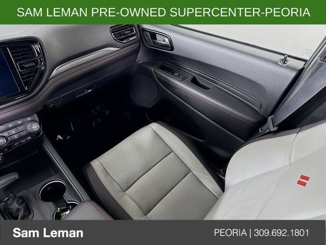 Used 2024 Dodge Durango GT RWD image 24
