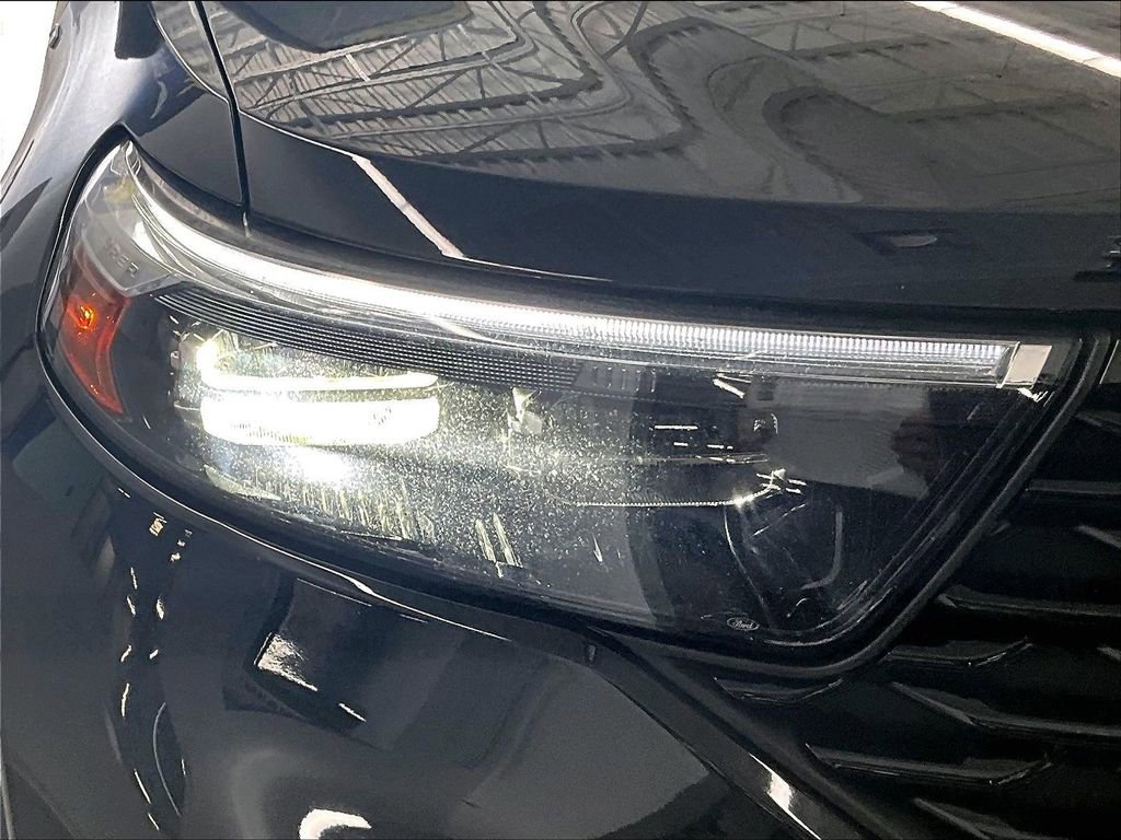 Used 2023 Ford Explorer ST-Line w/ Class IV Trailer Tow Package image 32