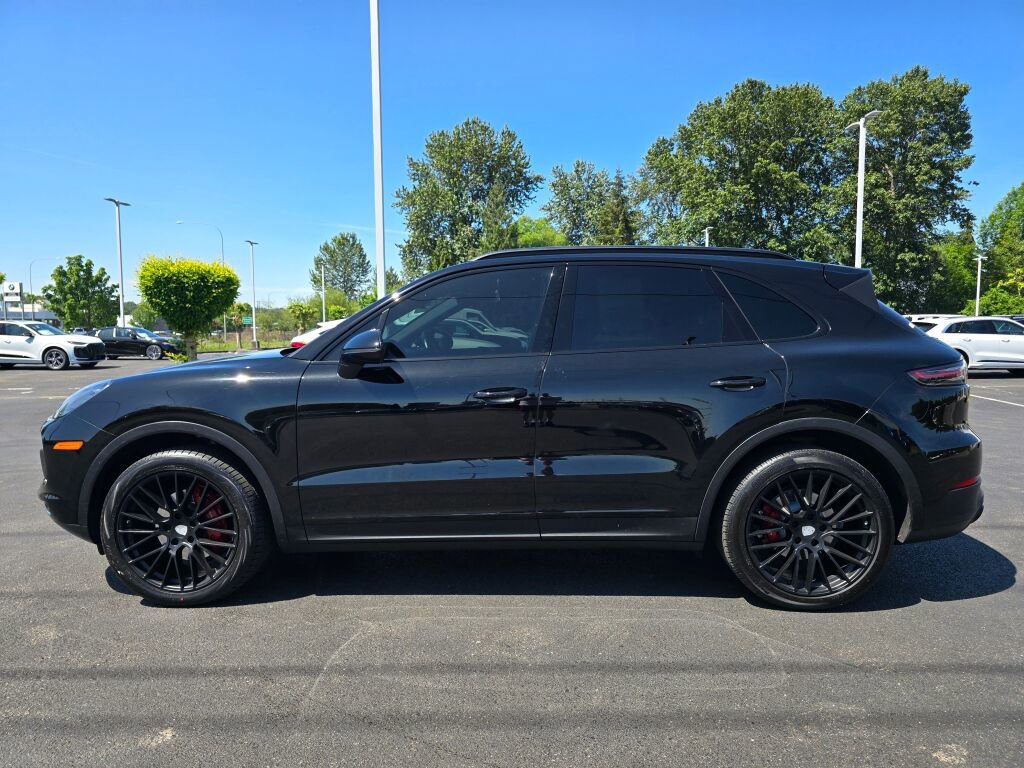 Used 2019 Porsche Cayenne AWD/4WD image 4