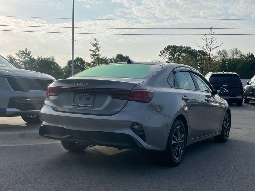 Certified 2024 Kia Forte LXS w/ LXS Technology Package FWD image 7