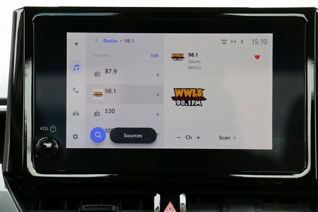 Used 2024 Toyota Corolla LE image 24