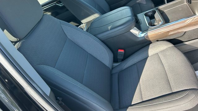 Certified 2024 Chevrolet Silverado 2500 LT w/ Convenience Package image 42