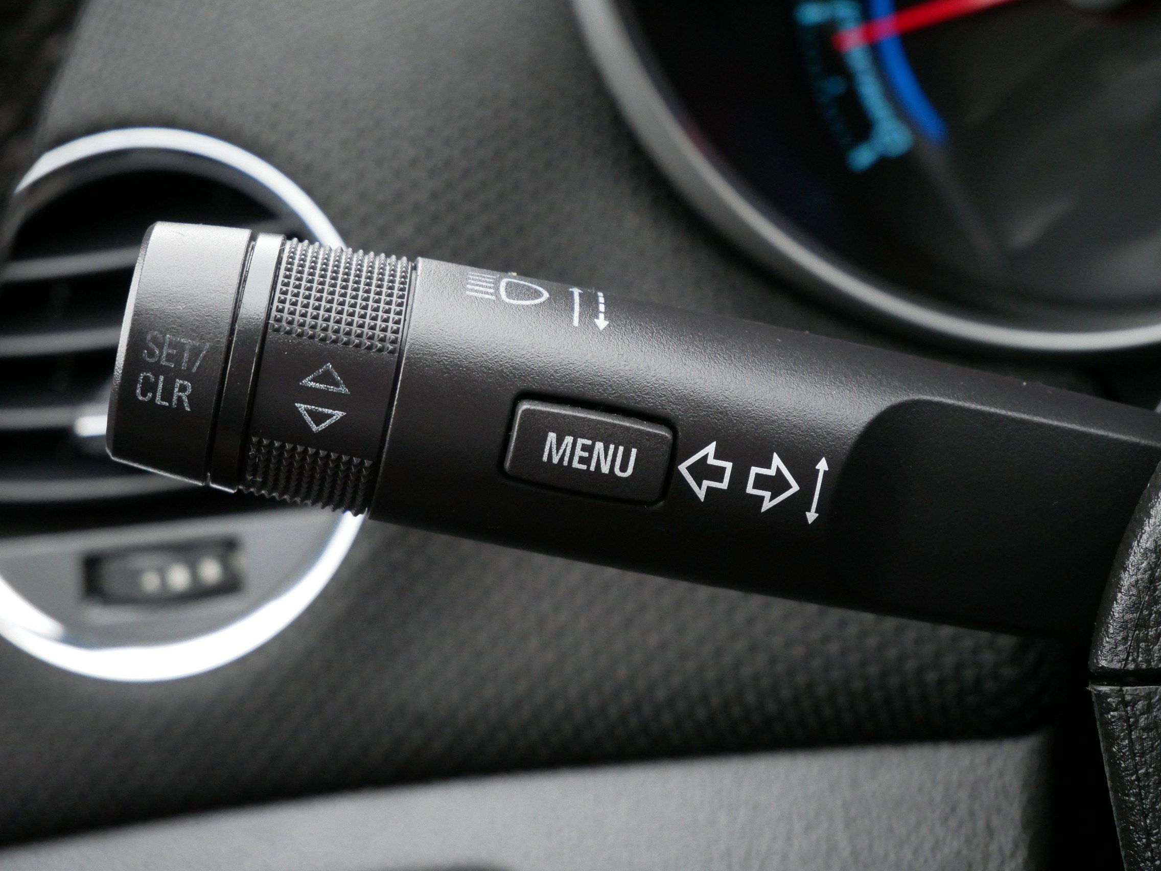 Used 2014 Chevrolet Cruze LT image 33