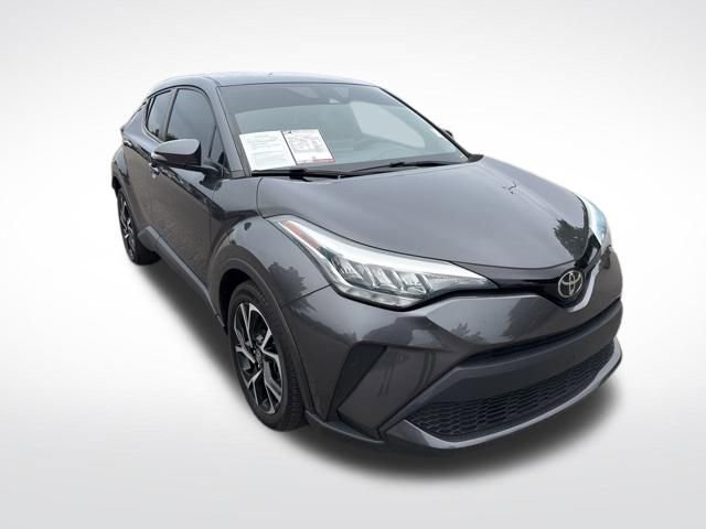 Used 2021 Toyota C-HR XLE FWD image 7