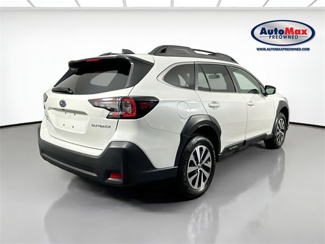 Used 2024 Subaru Outback Premium image 2