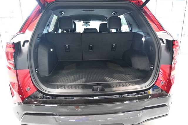 New 2026 GMC Terrain AT4 w/ LPO, Floor Liner Package AWD/4WD image 26