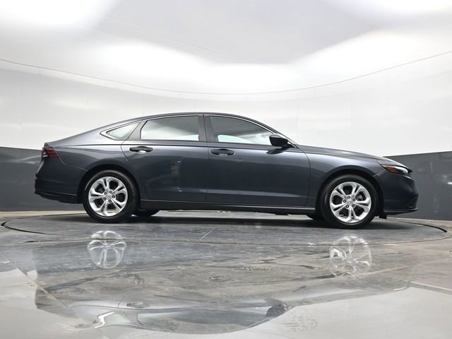Used 2023 Honda Accord LX image 30