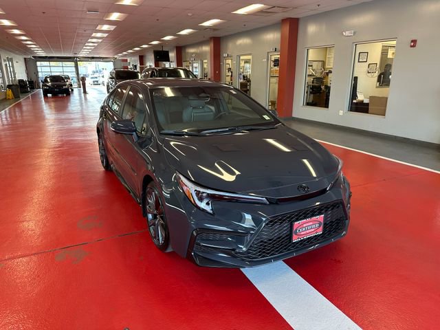 Certified 2025 Toyota Corolla SE w/ SE Premium Package FWD image 2