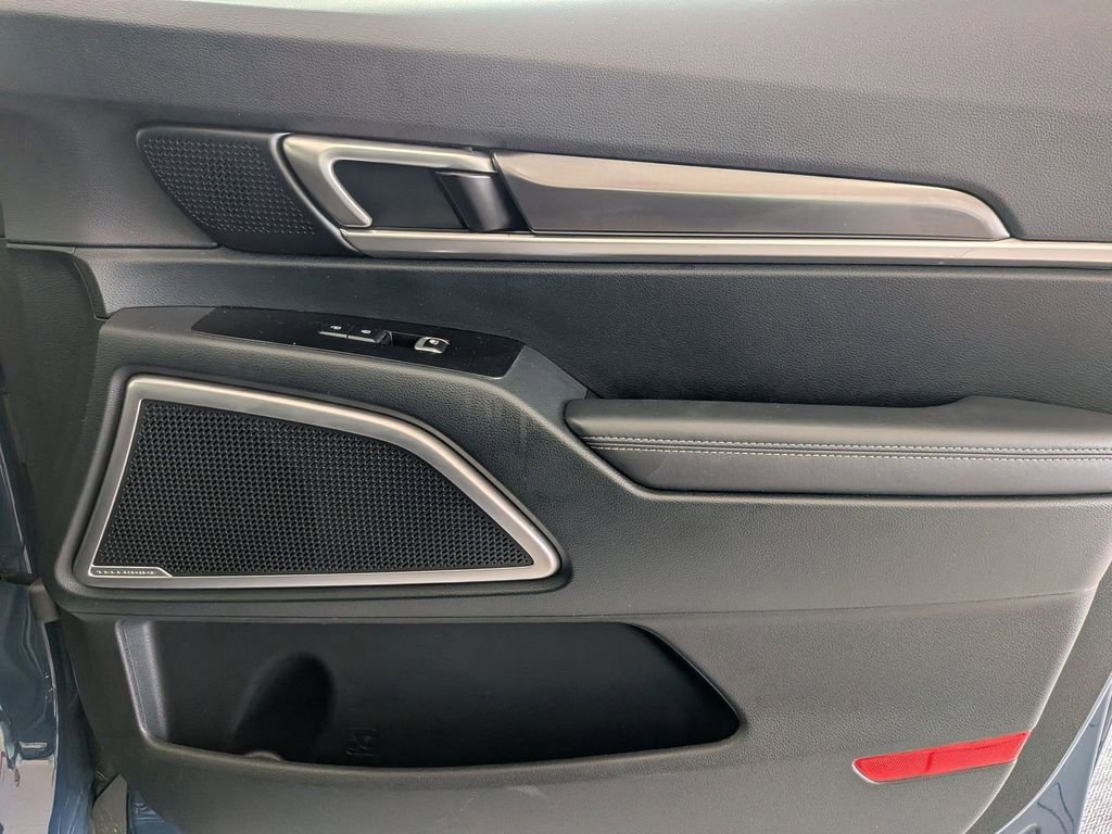 Used 2025 Kia Telluride S image 34