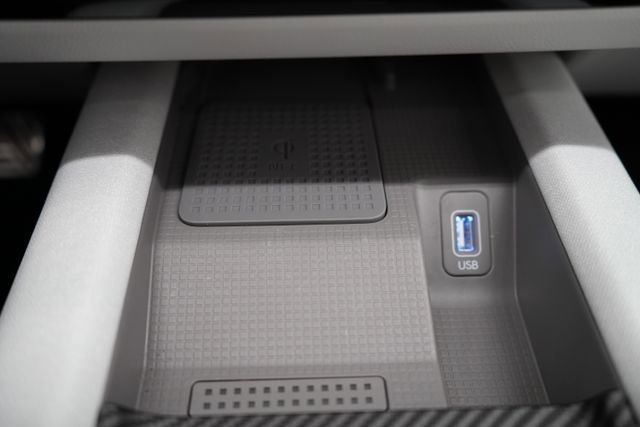 Used 2024 Hyundai Ioniq 6 Limited image 55