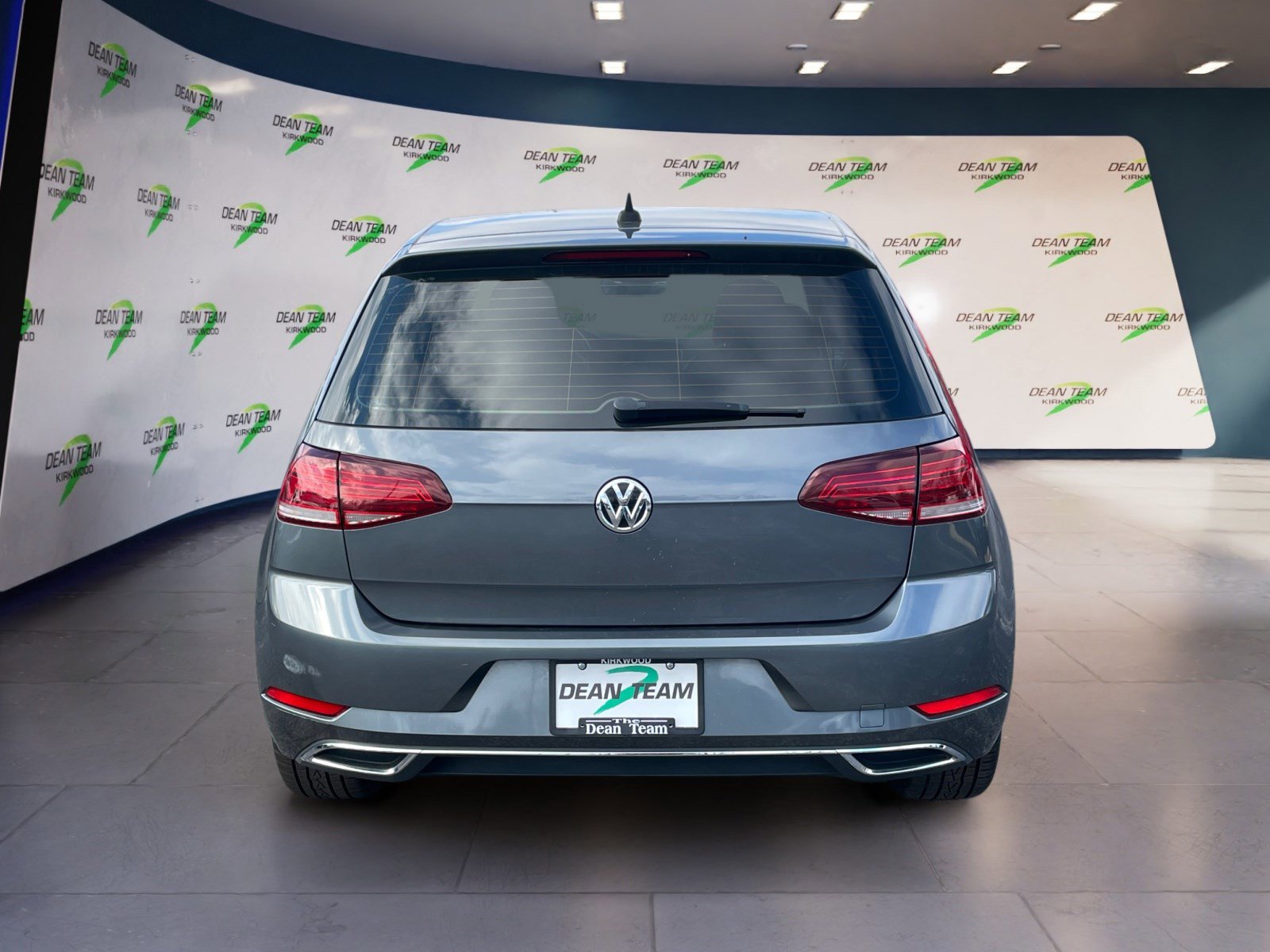 Used 2019 Volkswagen Golf SE w/ Driver Assistance Package image 5