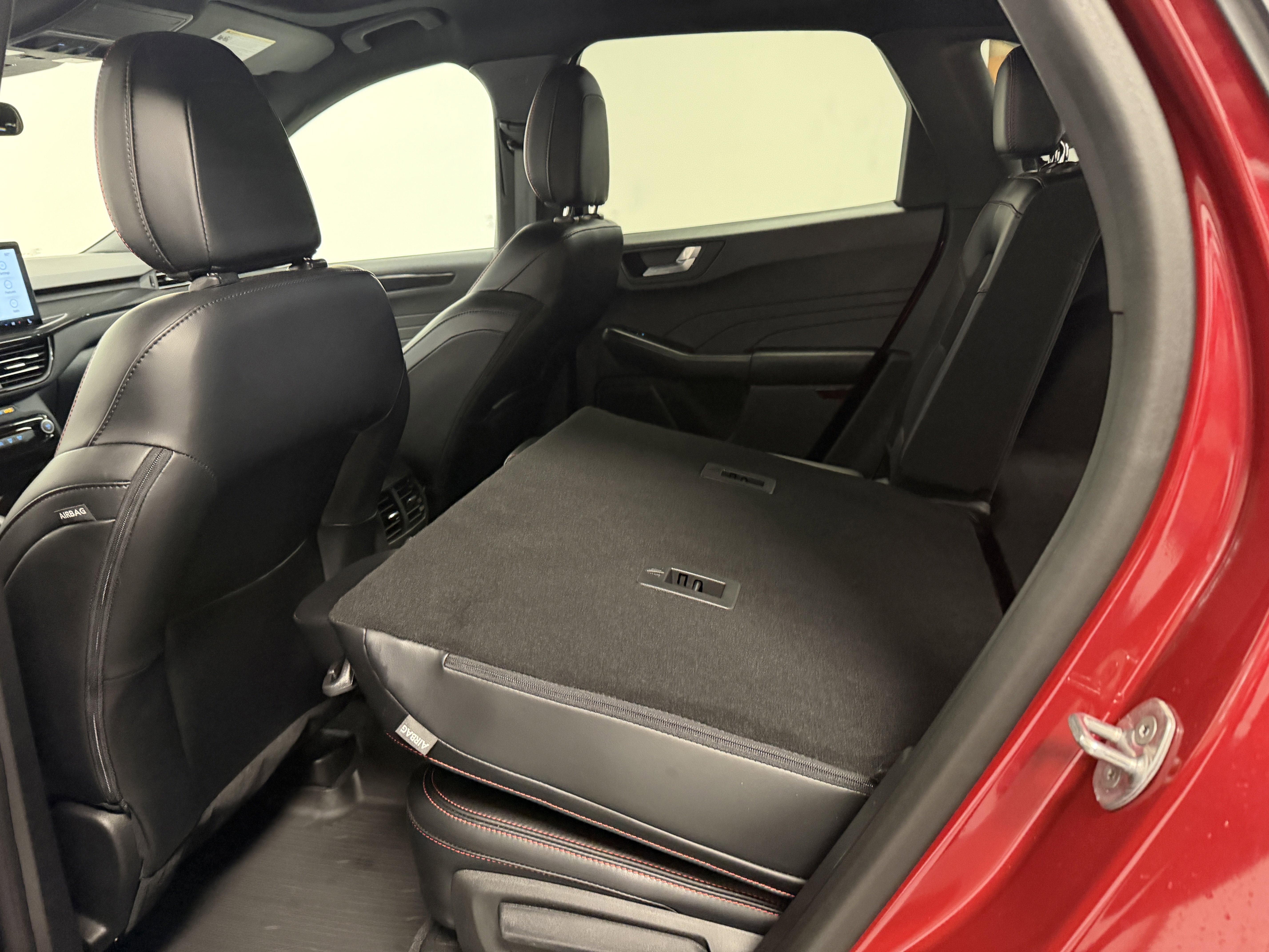 Used 2023 Ford Escape ST-Line Select w/ Tech Pack #2 image 24