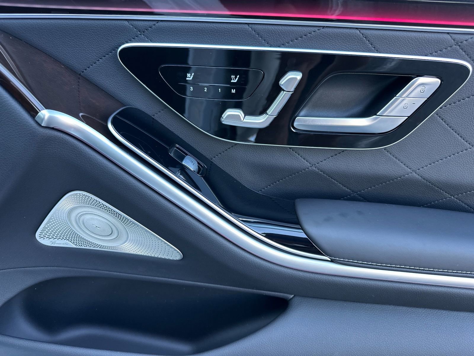 Used 2024 Mercedes-Benz S 580 4MATIC Sedan image 19