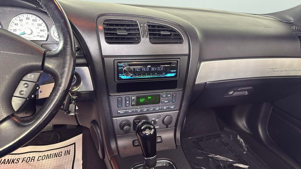 Used 2003 Ford Thunderbird image 12