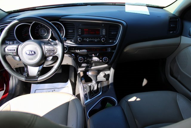 Used 2015 Kia Optima EX image 30