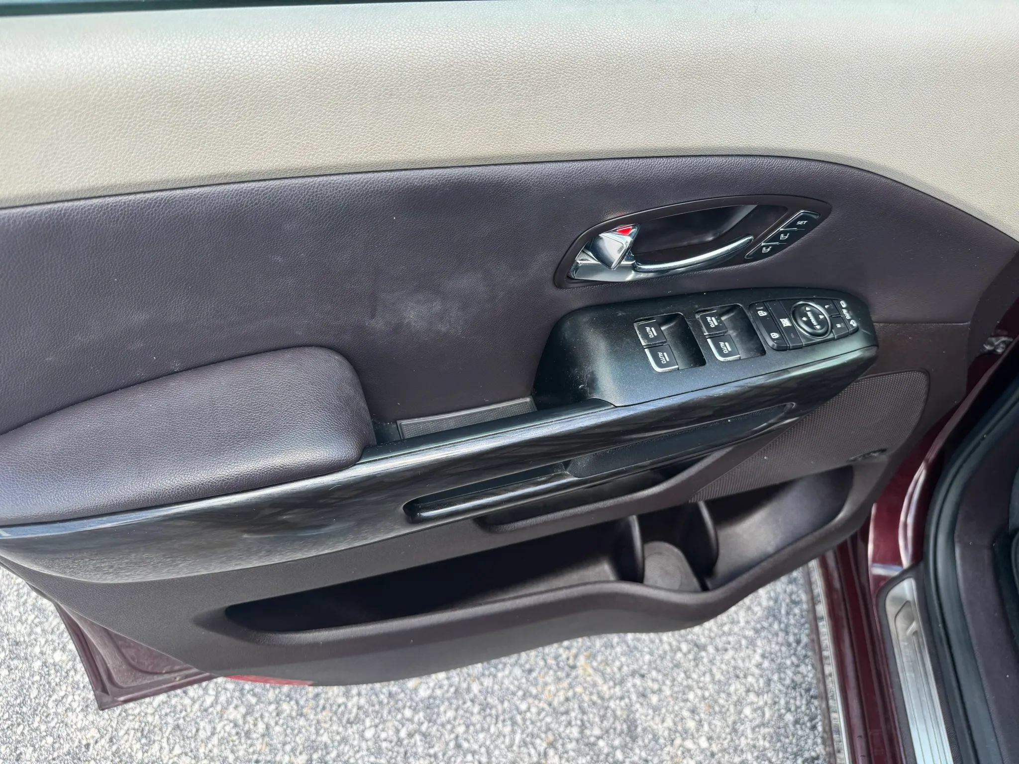 Used 2018 Kia Sedona SX Limited FWD image 12