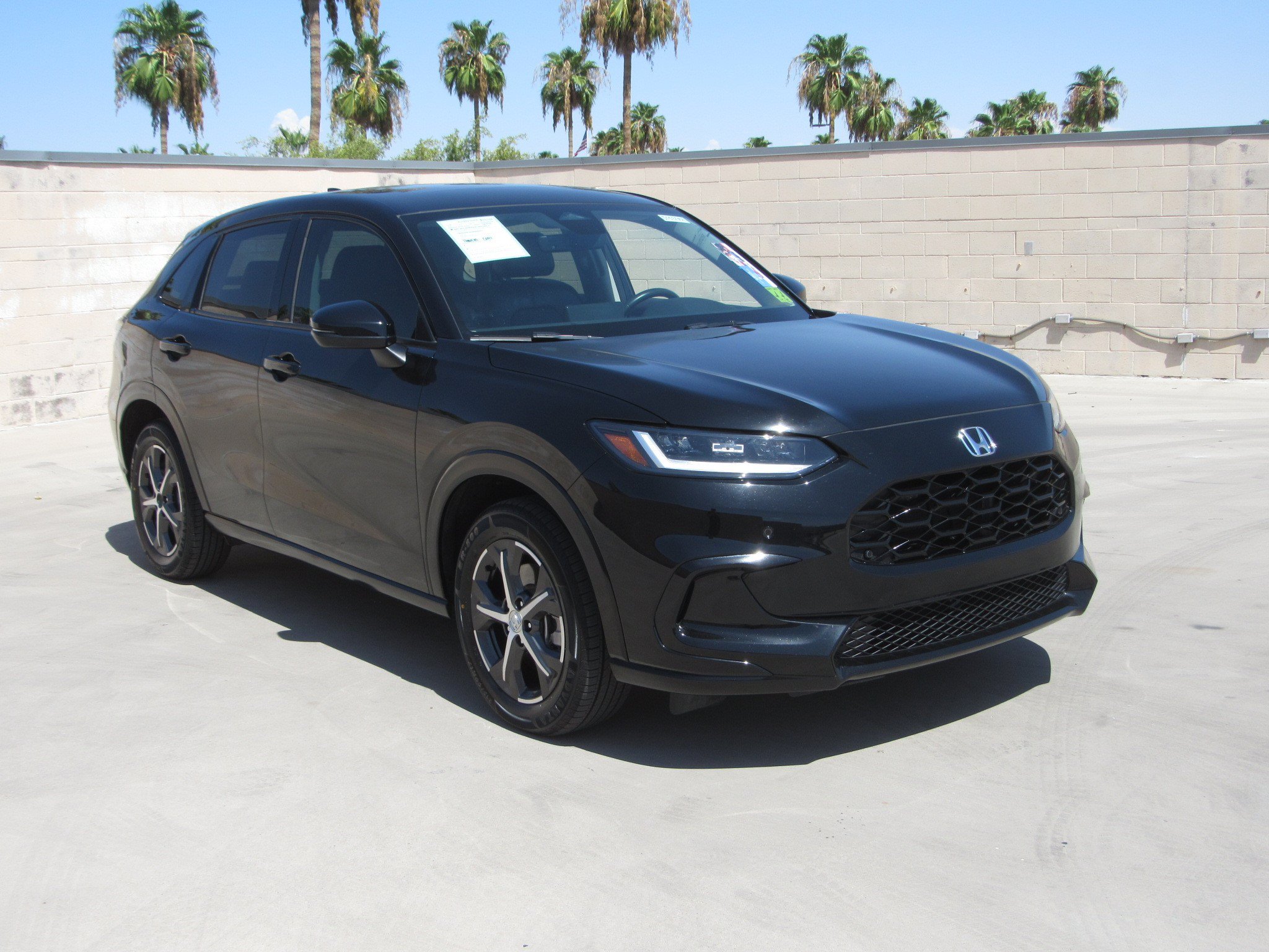 Certified 2024 Honda HR-V EX-L image 2