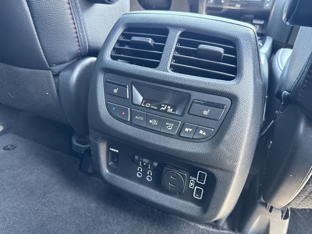 Used 2020 Honda Pilot Black Edition image 40
