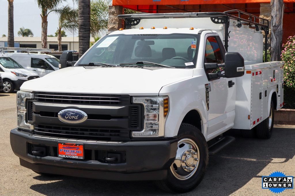 Used 2019 Ford F350 XL w/ Power Equipment Group RWD image 4