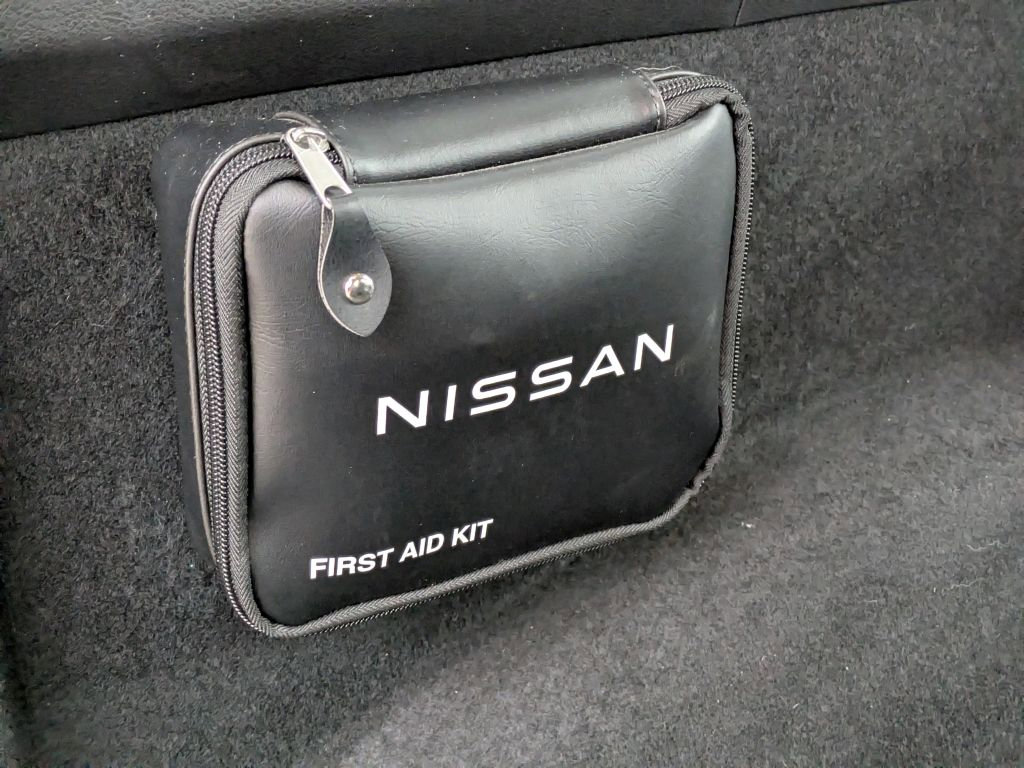 Used 2022 Nissan Rogue SL w/ SL Premium Package image 34