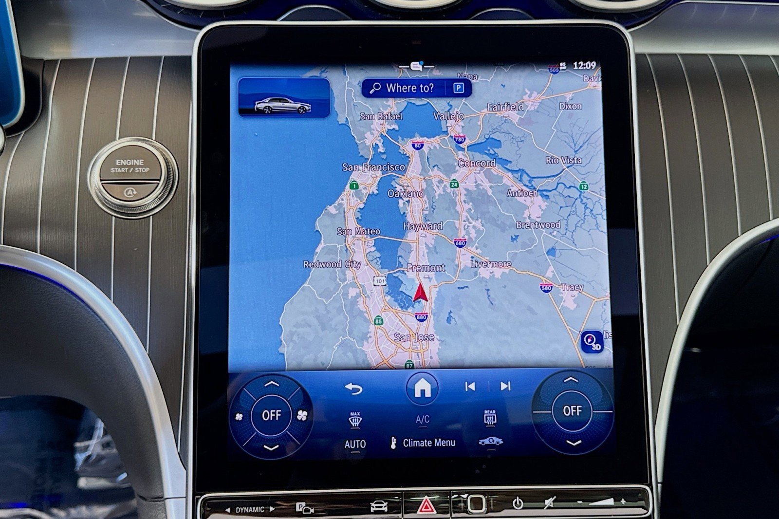 New 2025 Mercedes-Benz C 300 4MATIC Sedan image 12