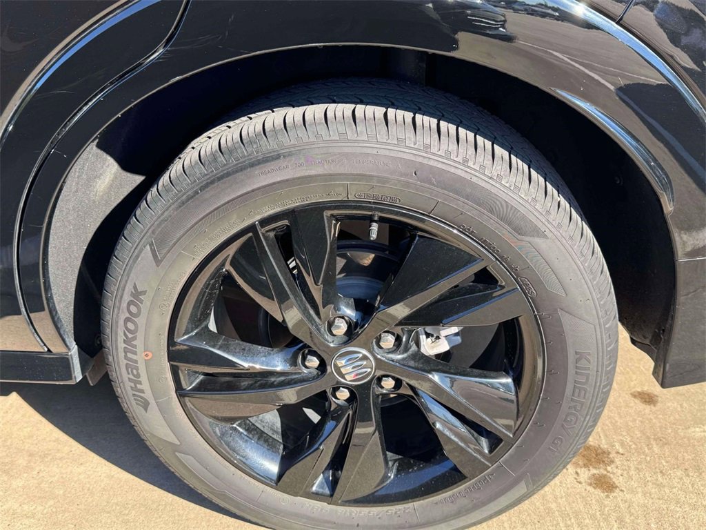 Used 2024 Buick Encore GX Sport Touring image 6