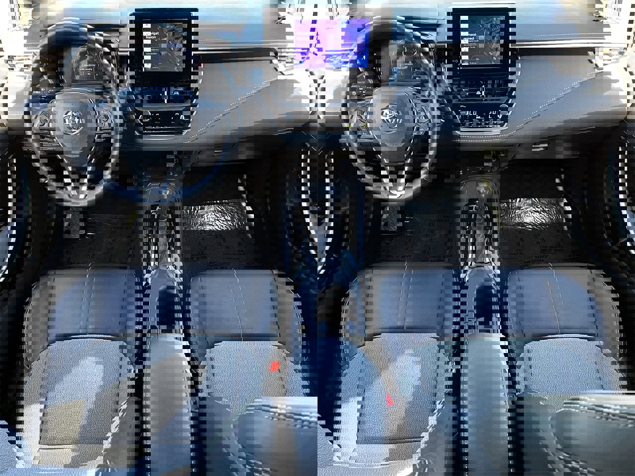 Used 2023 Toyota Corolla XSE image 9